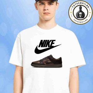 Nike Dunk Low Retro Premium Sneaker T-Shirt