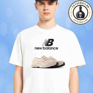 The New Balance 1906L Loafer Bisque Sneaker T-Shirt