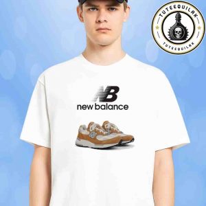 The New Balance 992 Sweet Caramel Sneaker T-Shirt